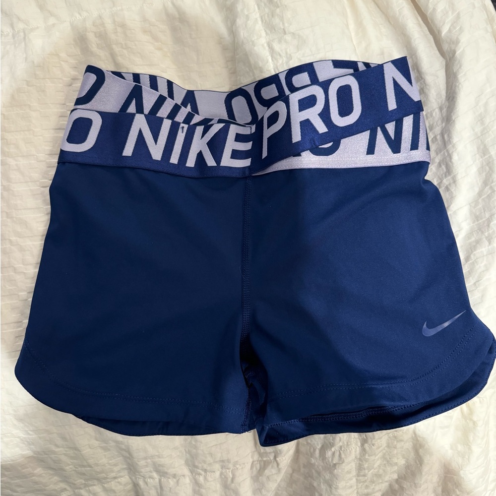 Nike pro size medium purple shorts
